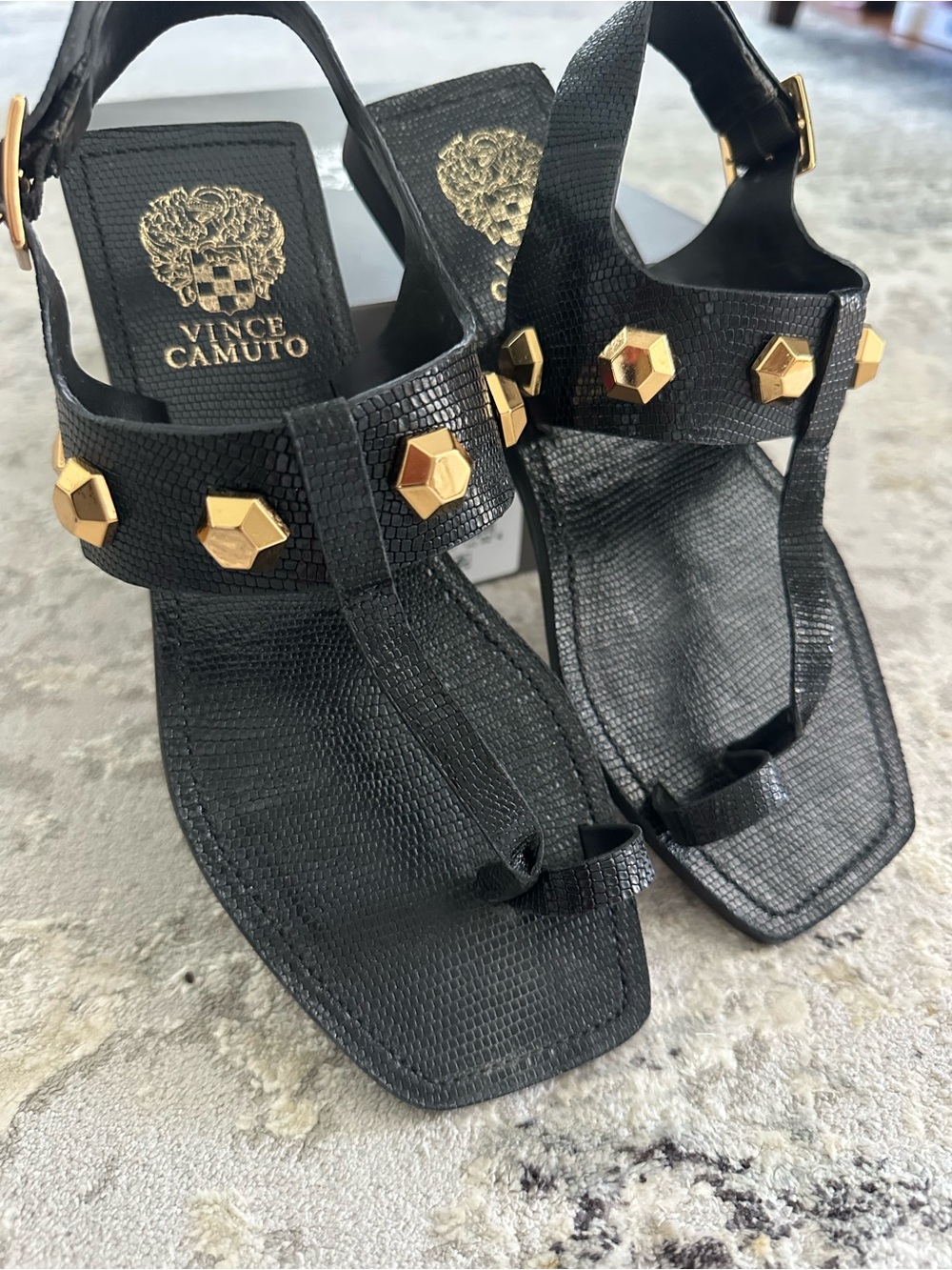 Vince Camuto Black Toe-Ring Sandals with Gold Hex Studs Dailette